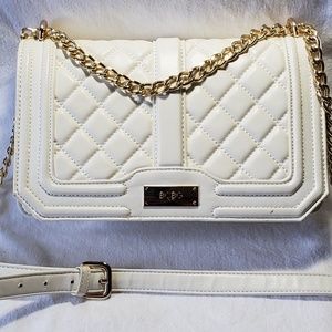 SALE!!BCBG OFF WHITE/IVORY BAG